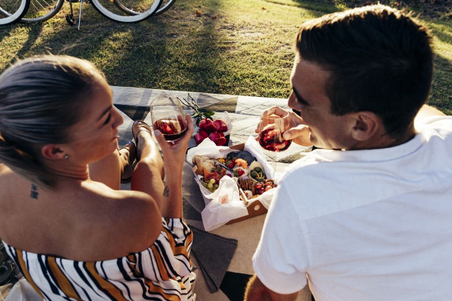 ideas románticas para primeras citas picnic